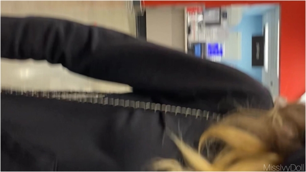 MissIvyDoll - Public Butt Crack Voyeur