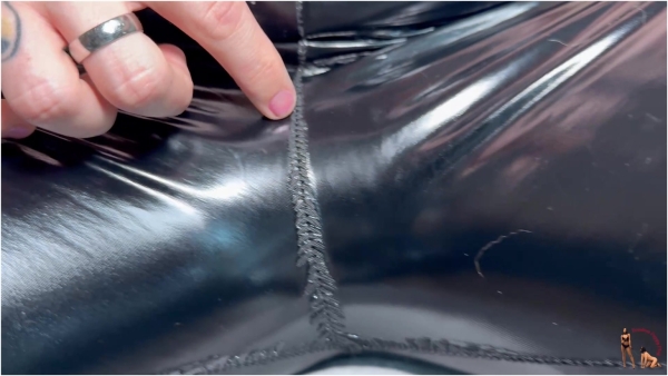 Femdom Puppy Play - Trans Nancy Thompson Puts Her Pet Slave's Tongue To Work