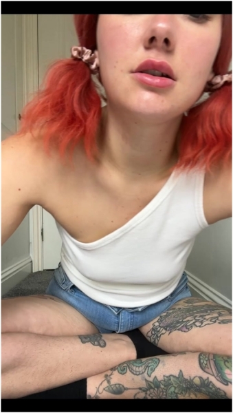 Yourhikerbabe - Beating You Up Whilst Giving You JOI