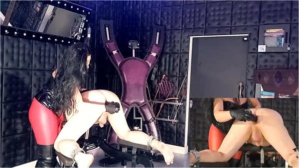 MISTRESS LUCIANA - The fucked Slave hole