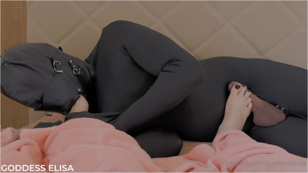 Goddess Elisa - What Do We Want On A Cold Day Guess