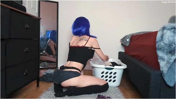 Sage Eldritch - Raven Whale Tail Ass Folding the Laundry [Voyeur