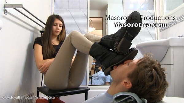 Masorotica Productions - Jennis Big Winter Boots 2