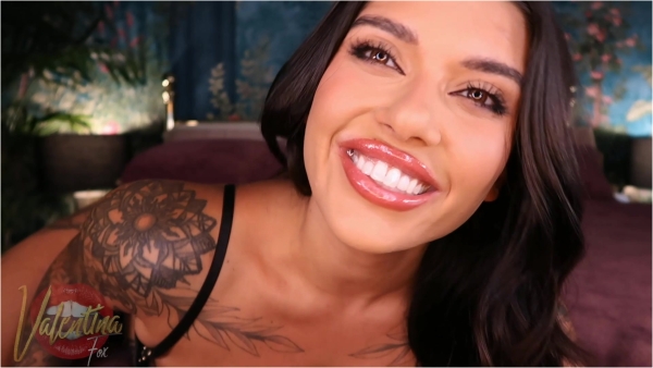 Valentina Fox - Important Announcement