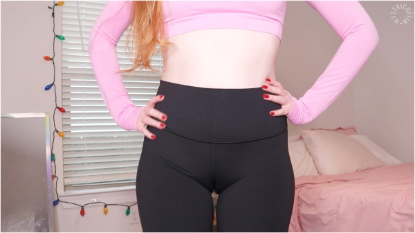 Princess Wystri - PAYPIG TASK Pay For My New Lululemons 2