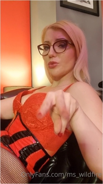 Mistress Alexandra Wildfire - Let Me Tell You Just What I Think Of Your Embarr