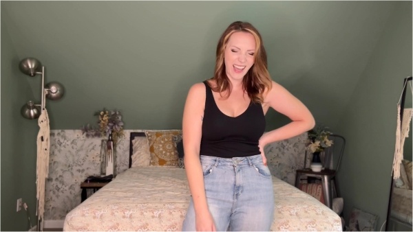 SneezeGoddess - In Your Dreams Small Dick Loser