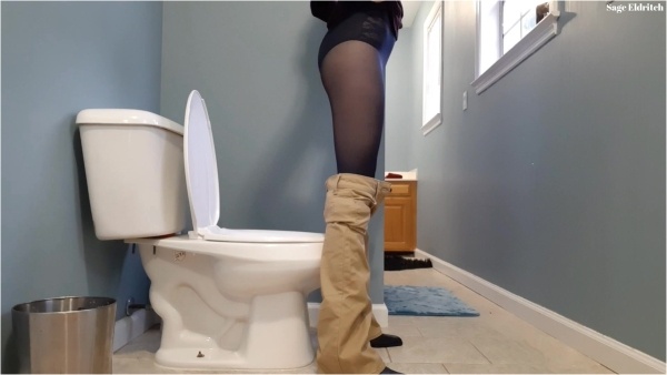 Sage Eldritch - Business Casual Peeing [Voyeur