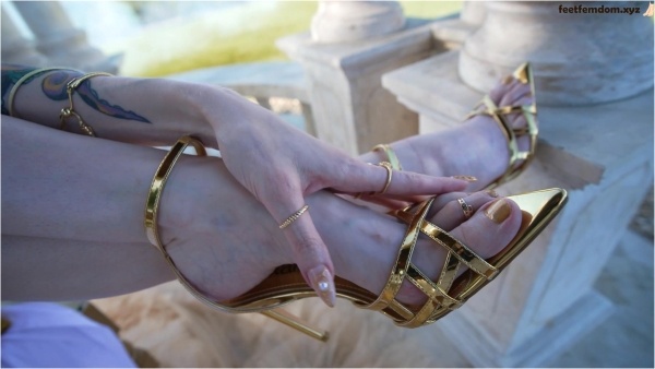 LoveHerFeet - Ethereal JOI Feet Tease with Goddess Kyaa Chimera