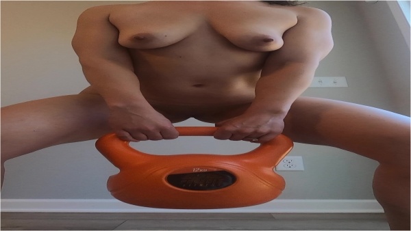 AvanelleJules - Naked Squats