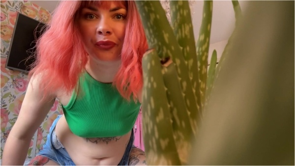 Yourhikerbabe - Vore Babysitter Eats EVERYONE