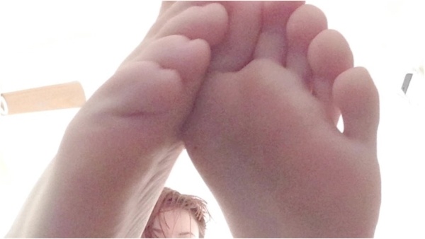 CurvyElvishGirl - AUDIO JOI - jerk off to my feet