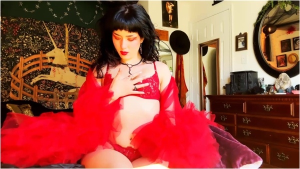 EnchantrixV - Red Goddess Worship