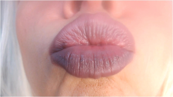 Petite Mercy - Blackout Kisses Lip Sniff