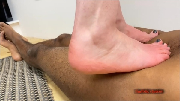 Sadistic Queens - Squishysax - Mistress Clarissa - Non Stop Ballbusting