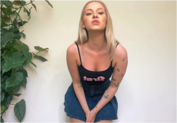 THEcherrygirl - How to worship ass the correct way