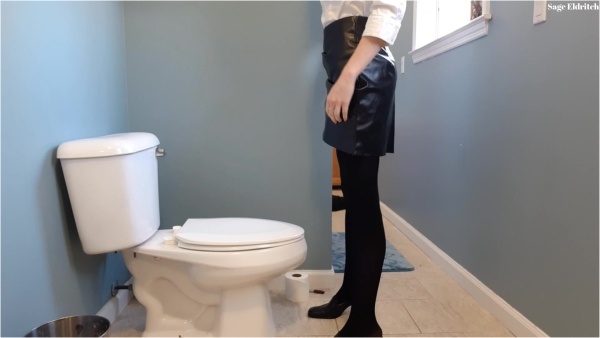 Sage Eldritch - Business Woman Peeing [Voyeur