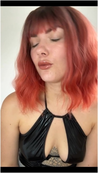 Yourhikerbabe - Cuckoldress Makes You A Sissy Cuckold Slut For BBC