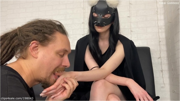 Yokai Goddess - Hands worship