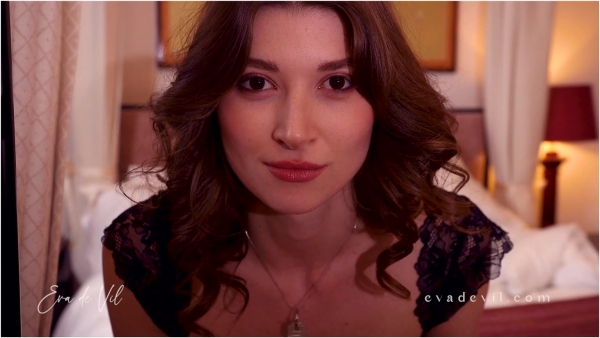 Eva de Vil - Pick Up My Panties