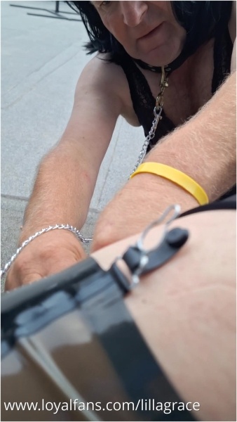 Lilla Grace - I Love Having My Feet Worshipped After A Long Day În Heels