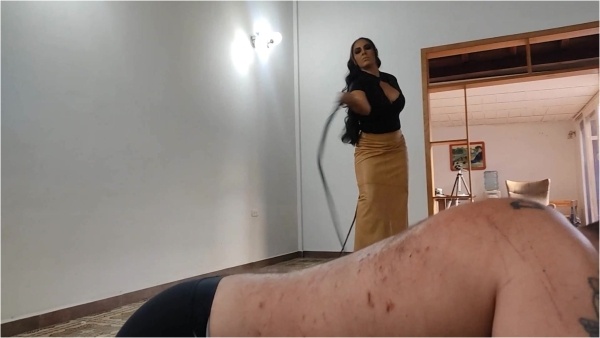 Latin Beauties in High Heels - KFAE The Worship of Ama K