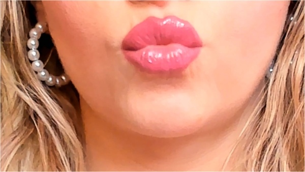 Petite Mercy - Glossy Lip Licks