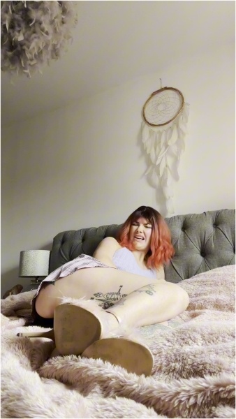 Yourhikerbabe - Crushed By Step Mom