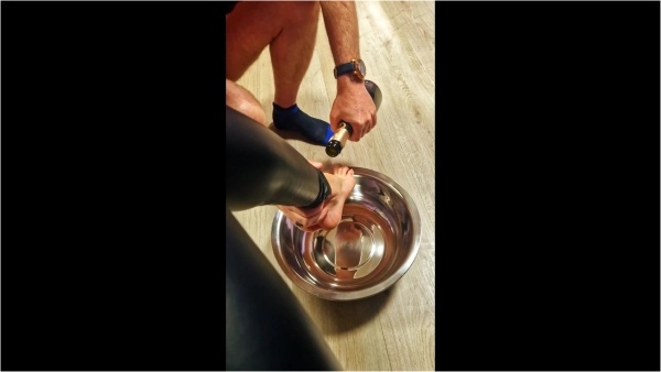 Mistress Magda - Foot Fetish With Sparkling Wine