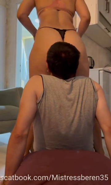 MISTRESS BEREN - You are a smart dog who is eagerly waiting for his meal