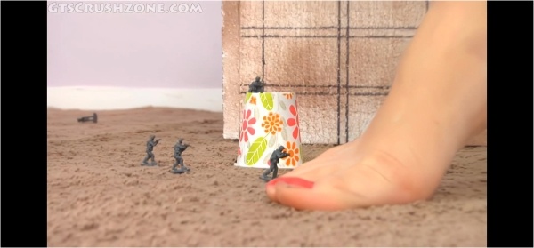 Size Fetish Zone - Gtscrushzone 67 Deanna Deadly