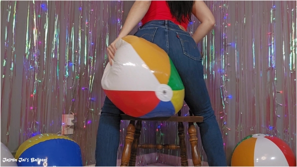 Jasmin Jai Studios - Bouncing and Popping on Beach Balls