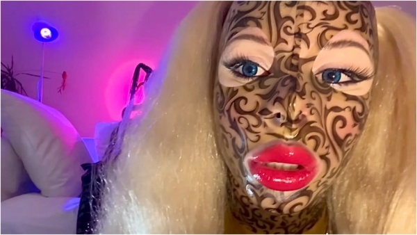 Slavena - Latex Drone Doll Masking Femdom Play Slavena Goddess Slavena and Komtesa Kristynka