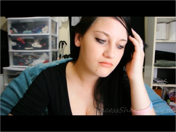 QueenSheridan - My Shopping Bitch