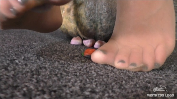 Mistress Legs - Mistress Feet And Ass Teasing In White Stockings Over Nude Pantyhose