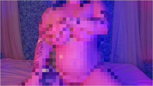 Luna Allora - Pixel Pervert