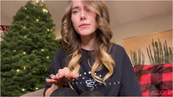 MissIvyDoll - Friendzoned for Christmas