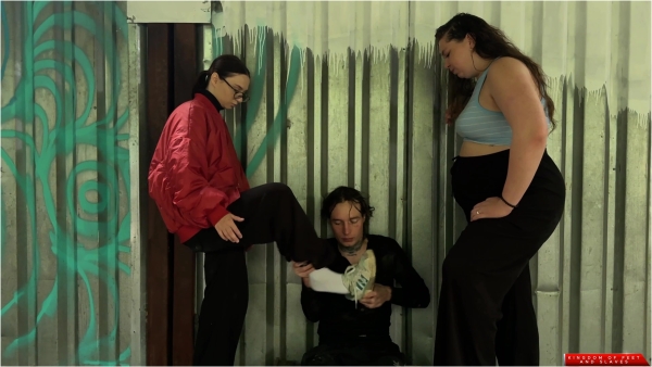 Kingdom Of Feet And Slaves - humiliated feet pig prt 2 (4K)