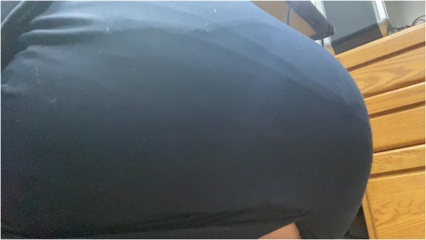 The Fart World - Lunasexyfartsreal - Fart Session