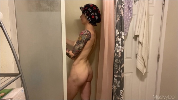 MissIvyDoll - Shower Cum