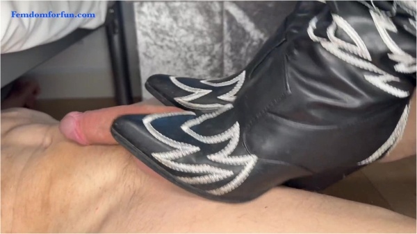 Femdom For Fun - Madam Valentina Boux - Testicle Crushing While Doing My Makeup