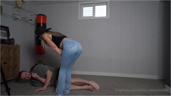 Kinky Mistress Sofia - Sofia–s - Cowgirl Ballbusting