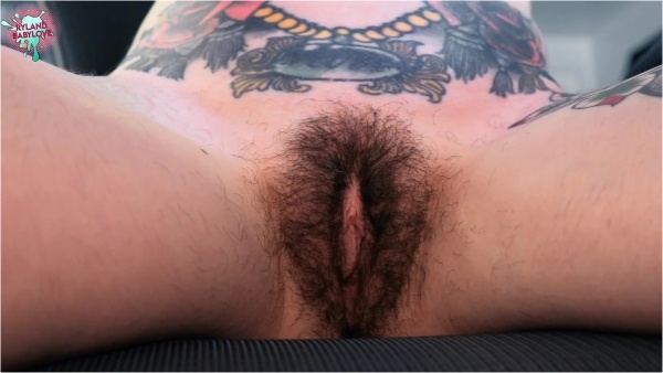 Ryland BabyLove - under desk hairy pussy voyeur ignore