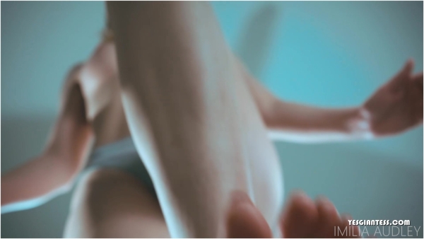 Imilia Audley - VERSION 2 Wet Dream of Giant Stepmommy WITH FUTA