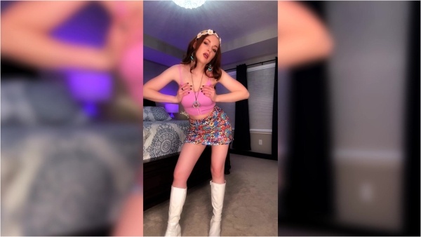 Goddess Christina - Groovy Gooner