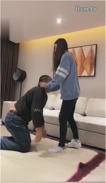 Taolusm  - Stunning Vivi Violently Kicks Face And Groin To Vent Her Frustration