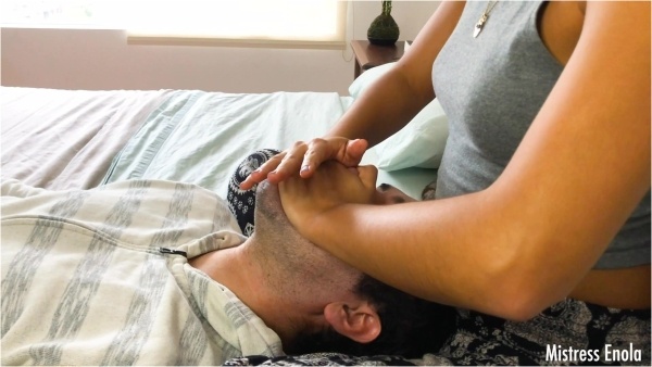 Mistress Enola Fetish - Enolas Face Therapy Breathplay And Worship Hand Tongue And Face Manipulating Fullhd