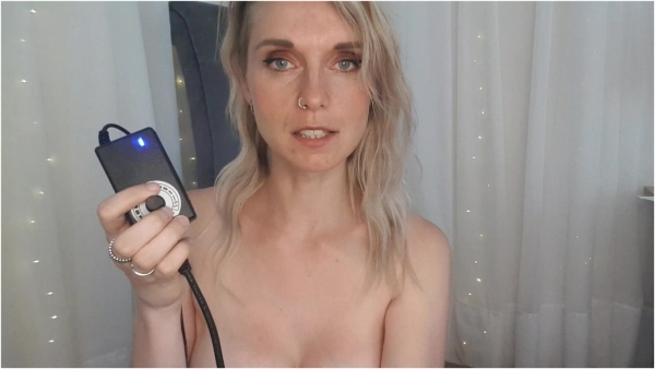 Lexi Snow - Milking My Cum Cow With Milking Machine