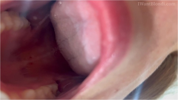 IWantBlondi - Goddess Tasha  - Giantess Lesbian Swallow