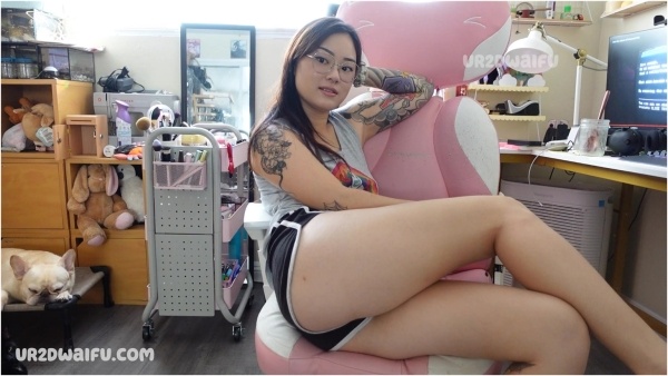 ur2dwaifu - Farting and Thoughts on Farts